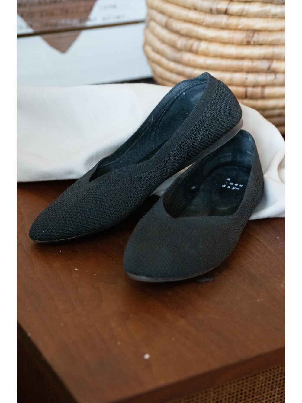 A New Day Black Ballet Flats sz 9